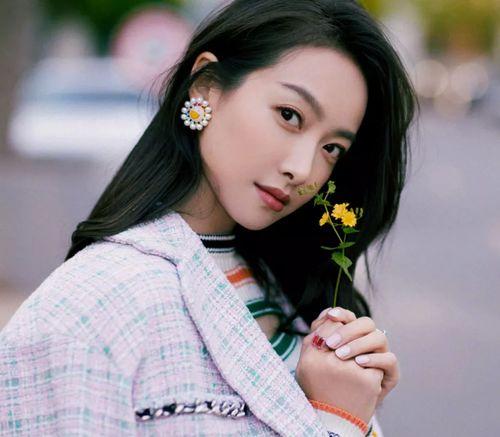 吃瓜娱乐圈宋茜,娱乐圈的瓜田女王,揭秘她的星途历程 第2张 吃瓜娱乐圈宋茜,娱乐圈的瓜田女王,揭秘她的星途历程 第2张